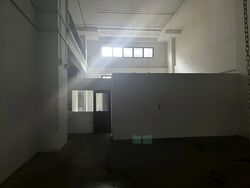 E9 Premium (D27), Factory #566871731